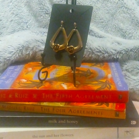 80's rose drop stud earrings - Picture 1 of 3